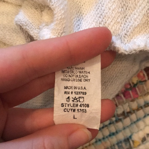 Sweater - Picture 2 of 4